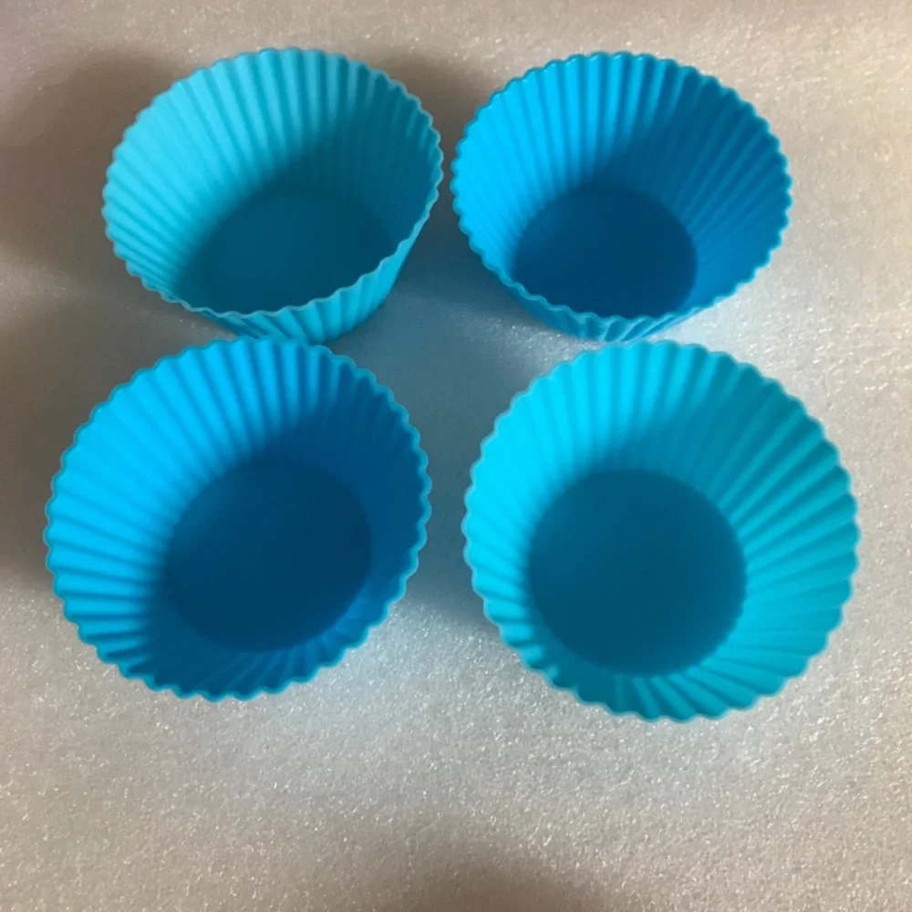 Muffin/Cake/Cupcake Silicone Mold 12 pieces